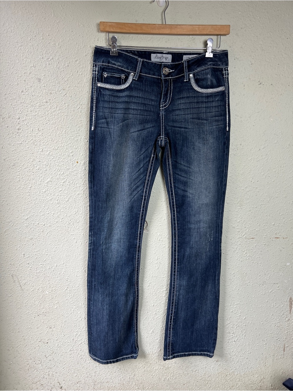 Daytrip Women's Lyra Bootcut Bling Pockets Blue Jeans Size 29